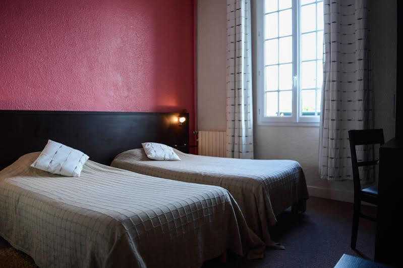 Logis Hotel Restaurant De La Poste Le Mêle-sur-Sarthe Exteriér fotografie